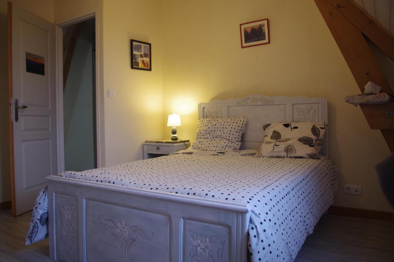Pesaulhe Bed and Breakfast Monein Buitenkant foto