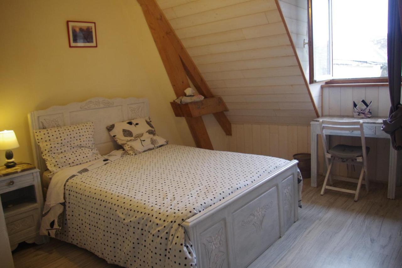 Pesaulhe Bed and Breakfast Monein Buitenkant foto